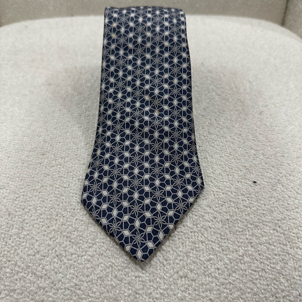 Hermes Men's Navy/white Geometric Silk Tie